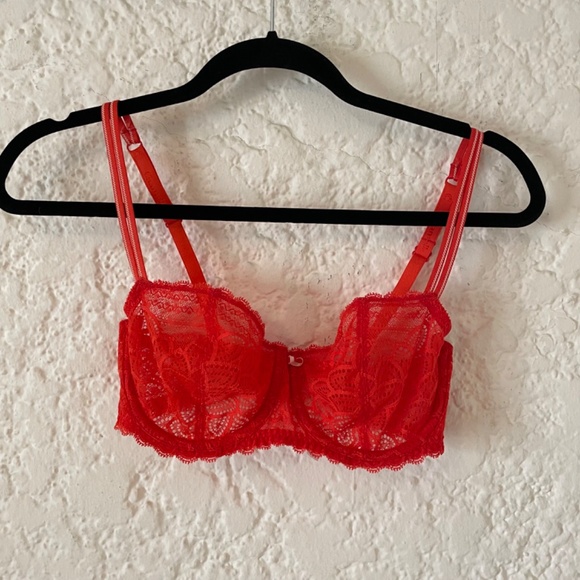 Chantelle Merci Demi Bra 32DD Orange /Red Sheer Lace Floral Underwire Worn 1x - Picture 2 of 10